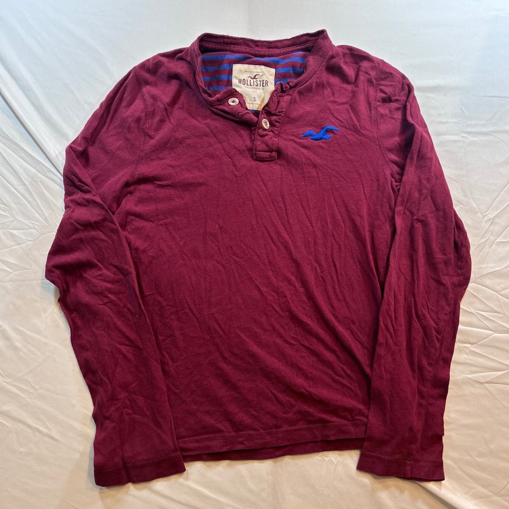Hollister Mens Long Sleeve Henley Shirt Burgundy Maroon Blue Seagull Logo Small